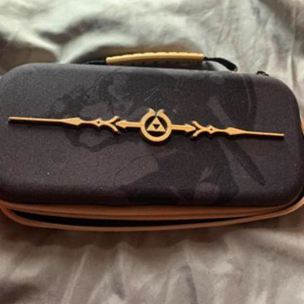 Nintendo switch - Picture 2 of 2